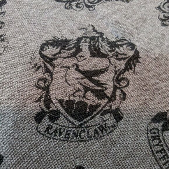 Universal Studios Wizarding World of Harry Potter Night Gown Sleep Shirt Large - Picture 4 of 9